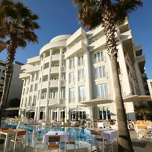 Otel Palace &, Dıraç