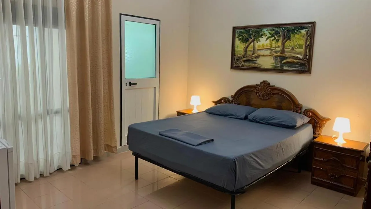 Room Sweet Room, Plazh , Durres 0*,