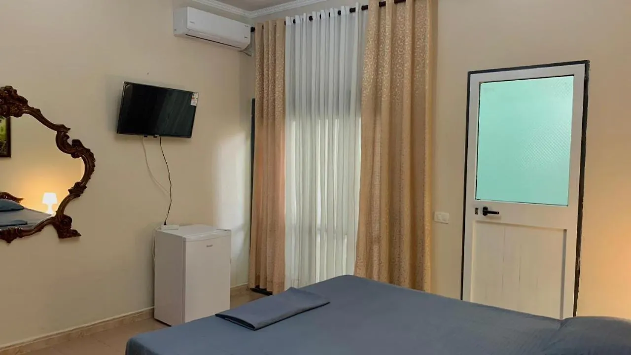 Room Sweet Room, Plazh , Durres